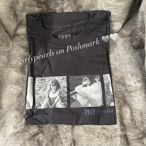 Official Taylor Swift Merch T-Shirt NEW - Picture 3 of 6
